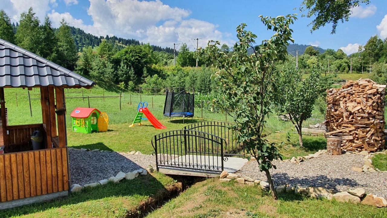 Cabana Alesia, Relaxare La Poalele Raraului Câmpulung Moldovenesc Exterior foto