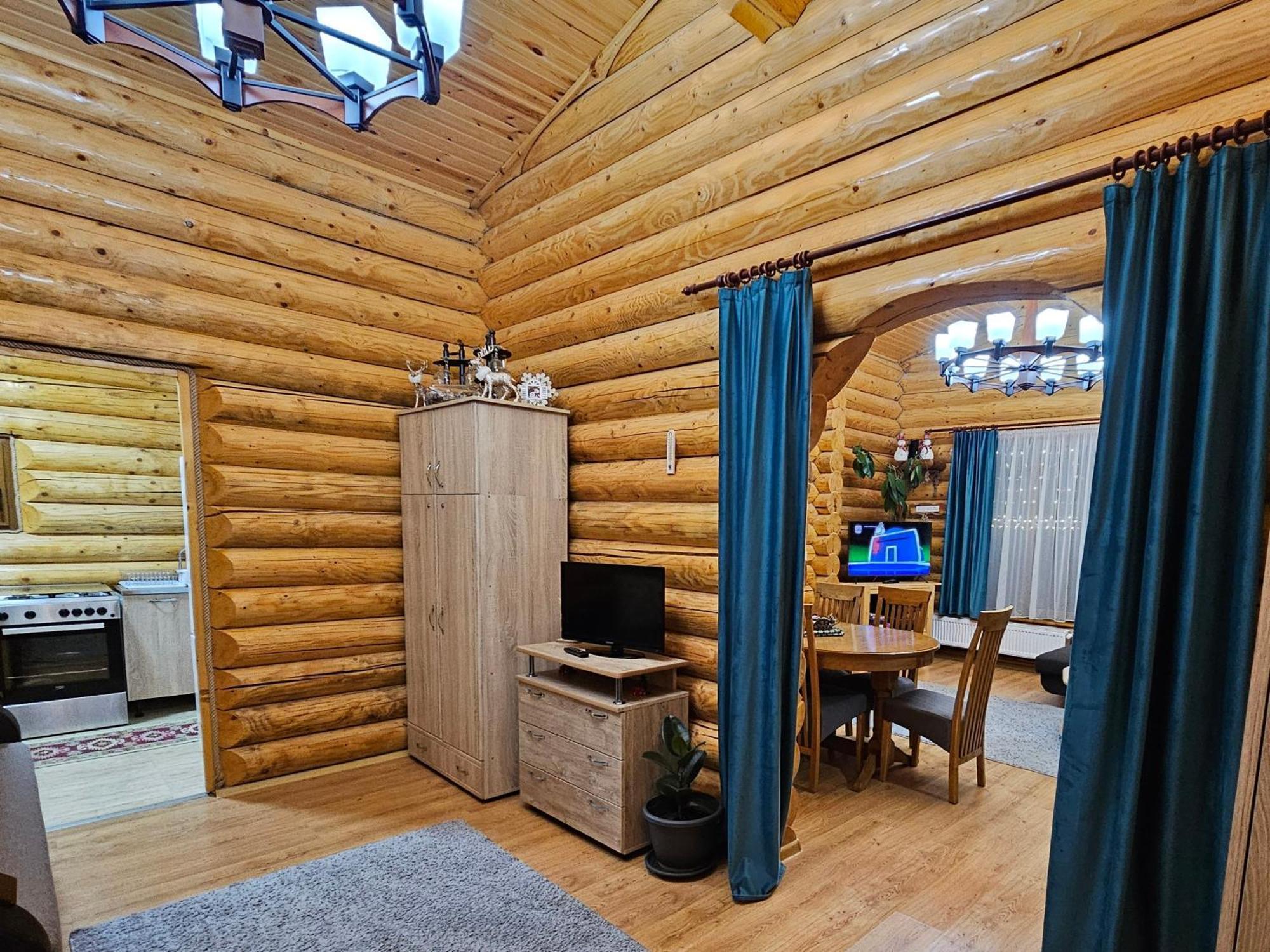 Cabana Alesia, Relaxare La Poalele Raraului Câmpulung Moldovenesc Exterior foto