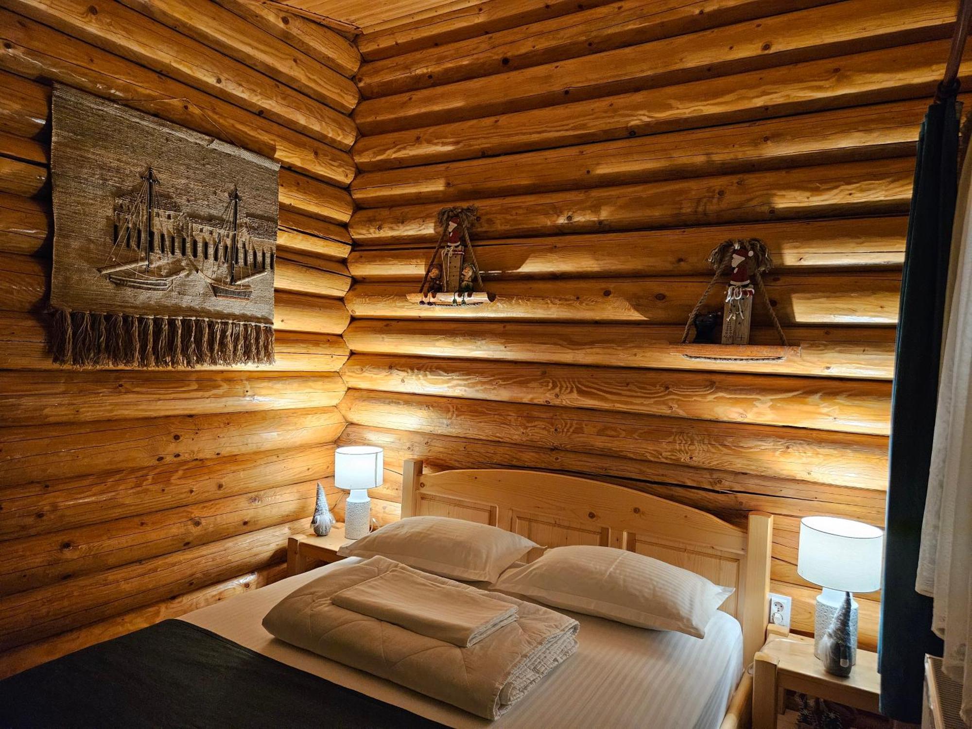 Cabana Alesia, Relaxare La Poalele Raraului Câmpulung Moldovenesc Exterior foto